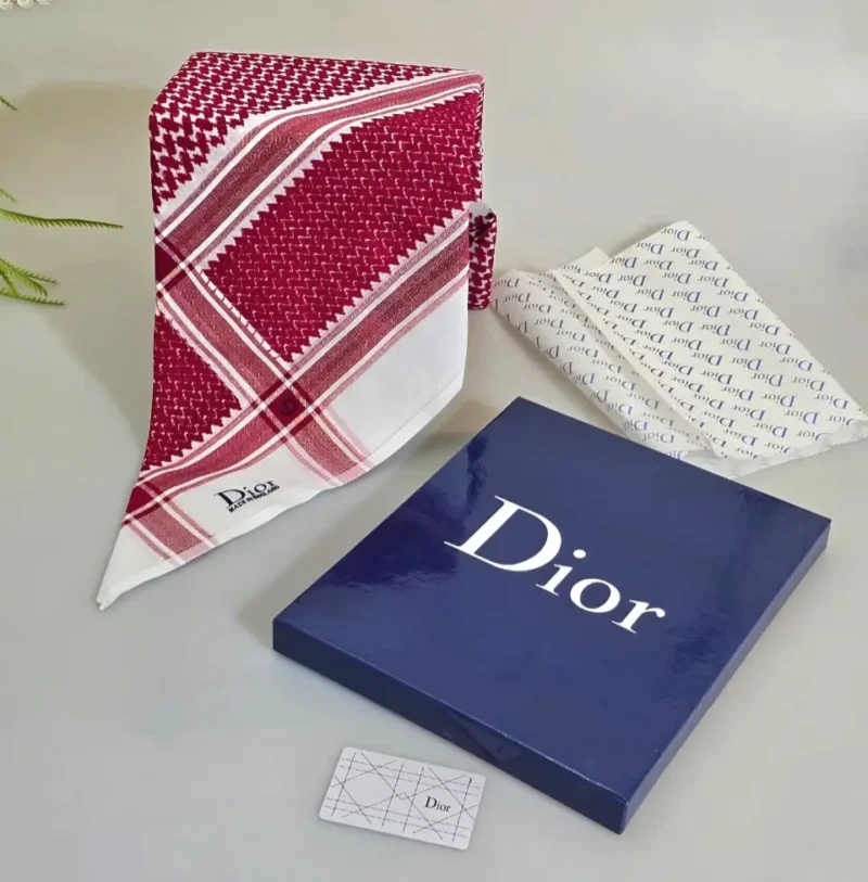 شماغ ديور دم الغزال