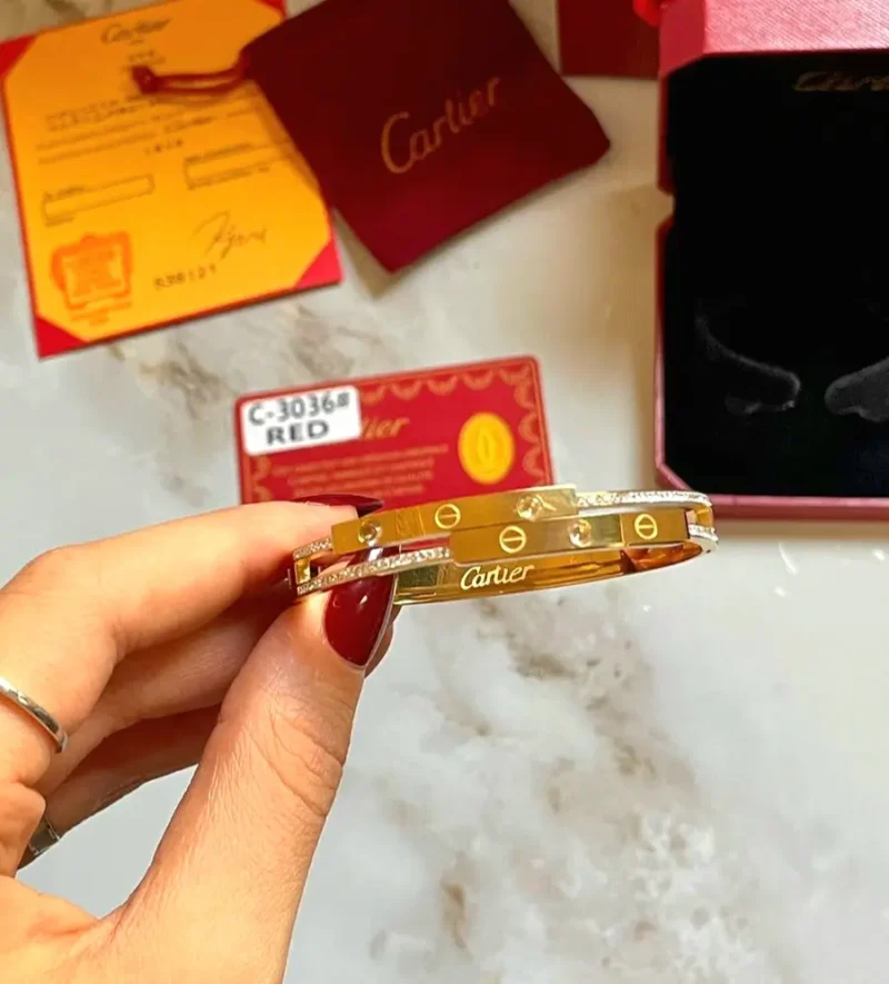 اساور كارتير نسائي الرياض