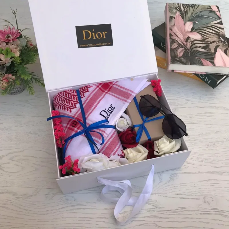 شماغ ونظاره ديور