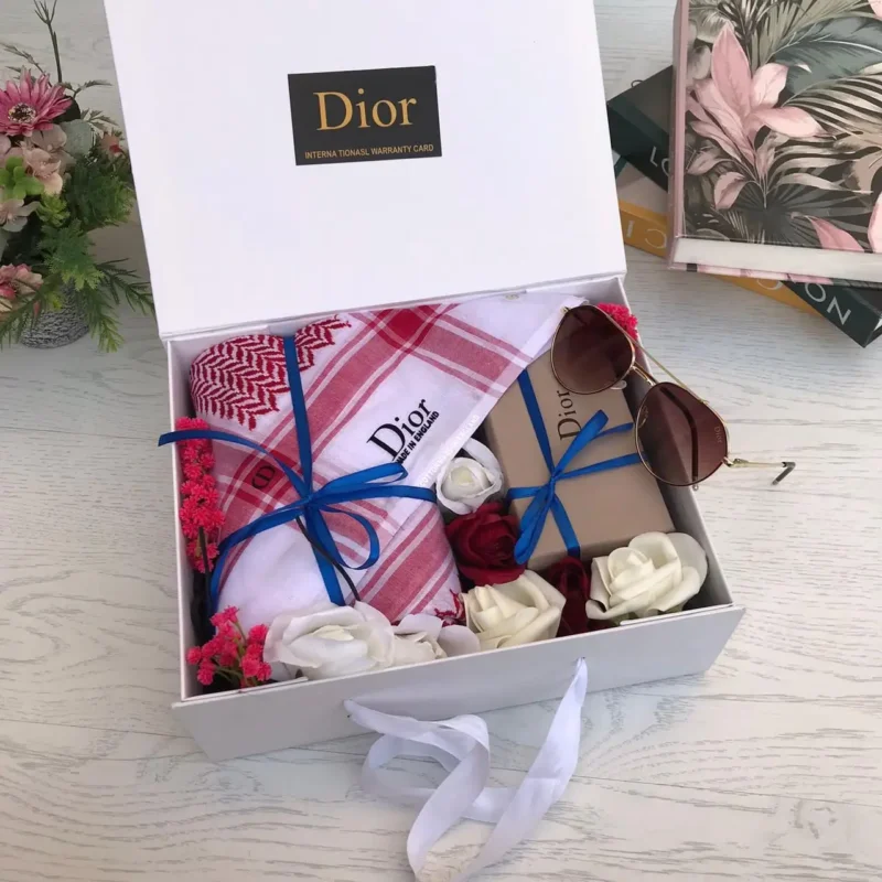 بكج ديور شماغ ونظارة