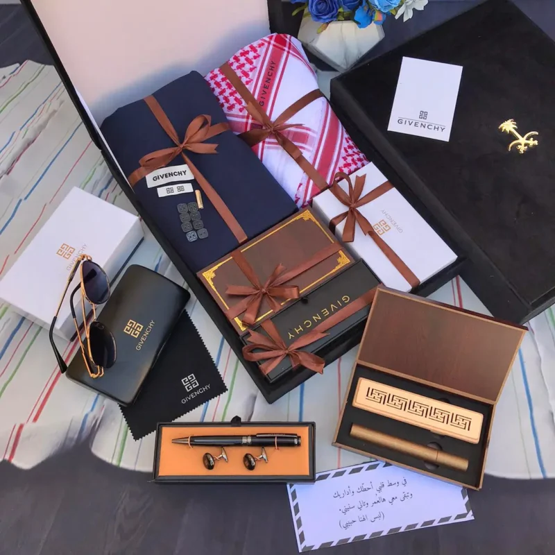 هدايا رجاليه شماغ وقماش