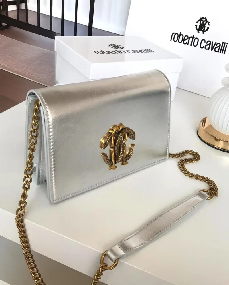 شنطة روبرتو كفالي فضي