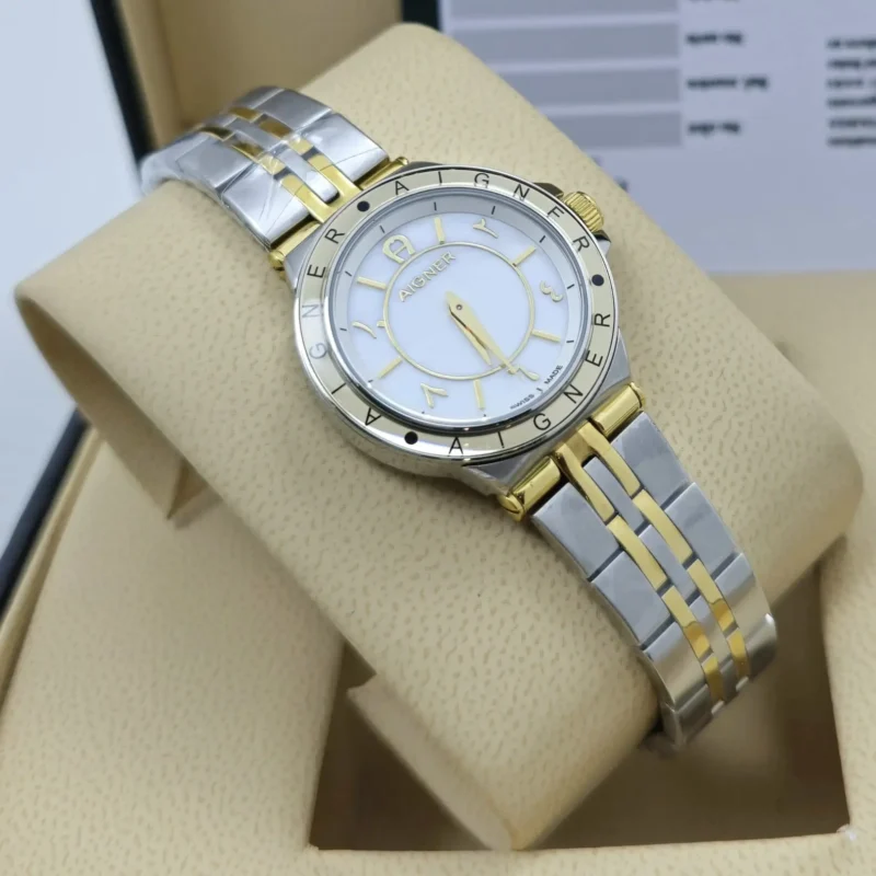 ساعة ايجنر نسائي