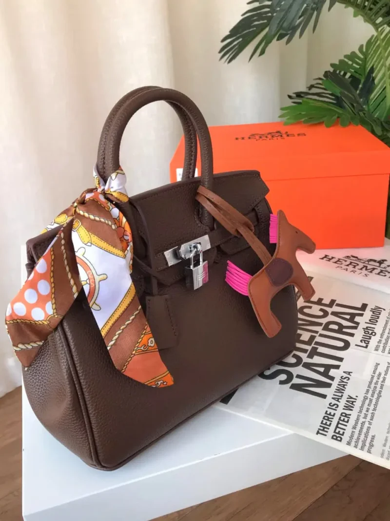 شنطة هرمز عودي