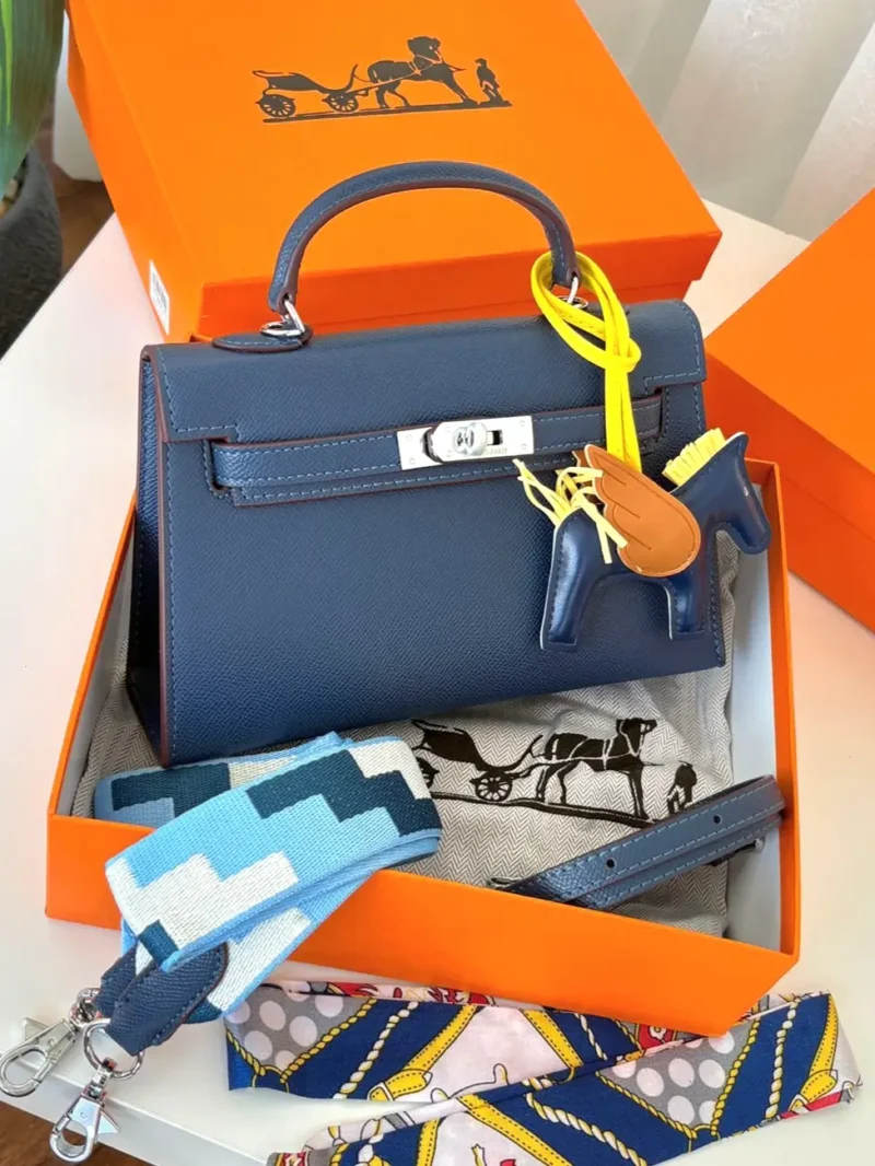 شنطة هيرميز كحلي