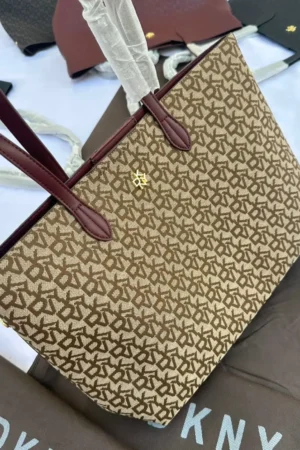 شنطة دكني للجامعة