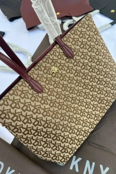 شنطة دكني للجامعة