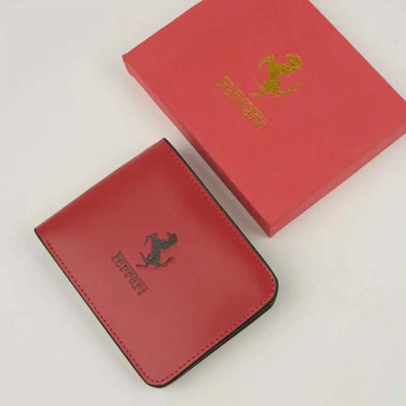 بوك فراري احمر