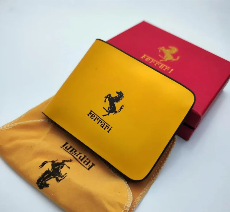 بوك فراري لون اصفر
