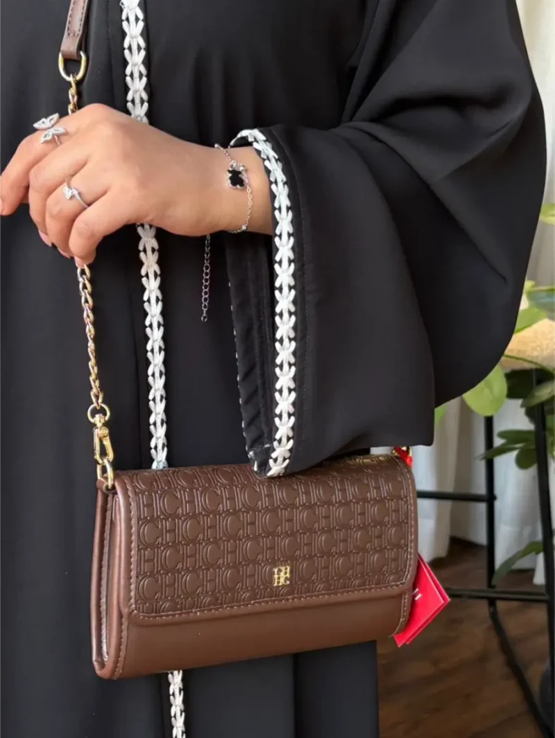 شنطة سي اتش بنيه