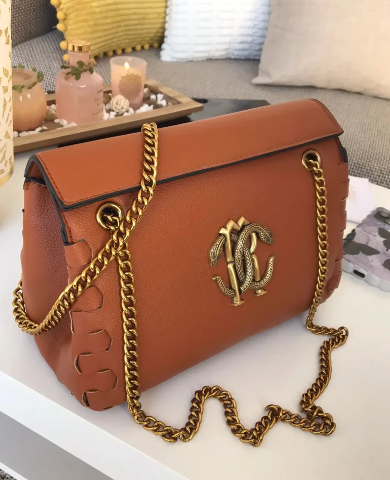 شنطة ماركة روبرتو كفالي