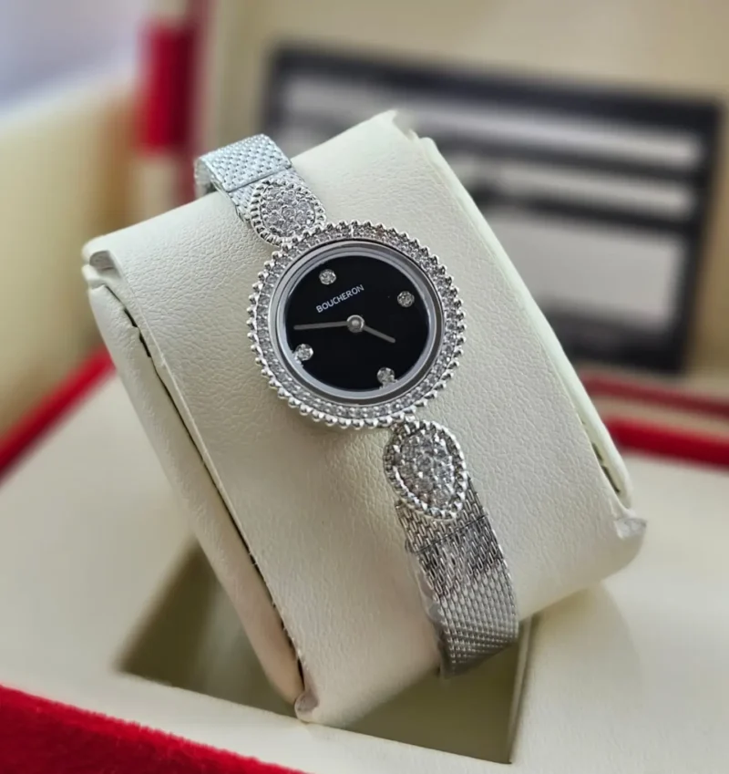 ساعة بوشرون فضي