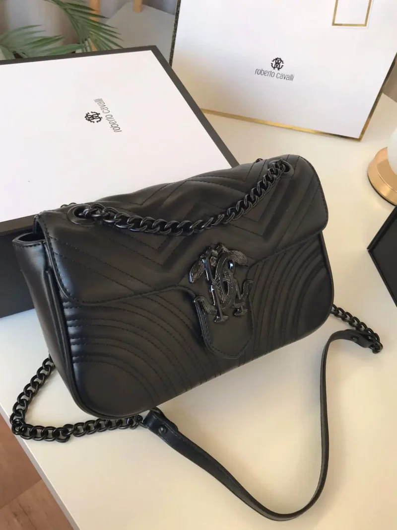 شنطة روبرتو كافالي شعار اسود