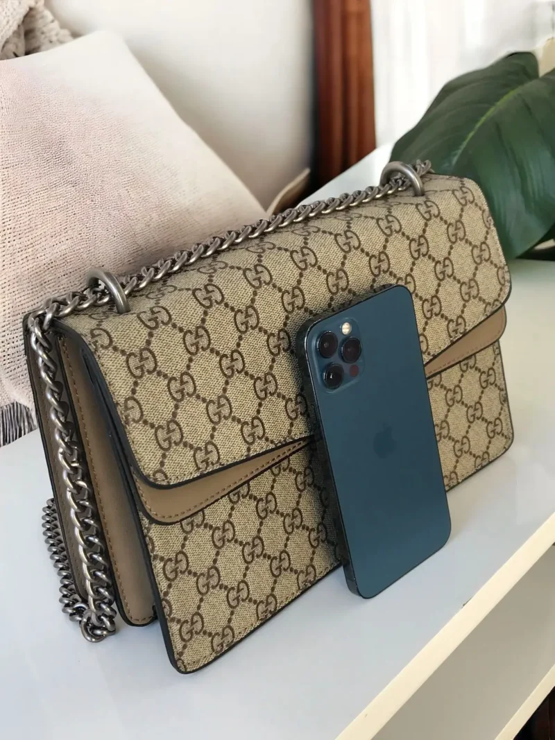 شنطة قوتشي السعودية