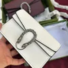 شنطه قوتشي ابيض