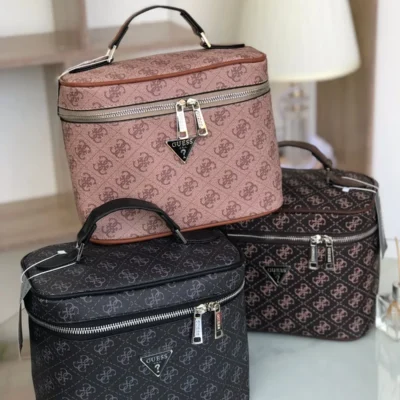 شنط مكياج ماركة
