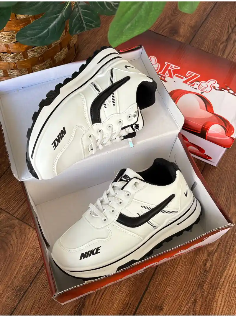 شوز نايك ابيض نسائي