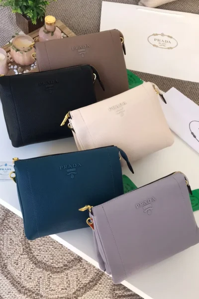 شنطة برادا درجة اولى