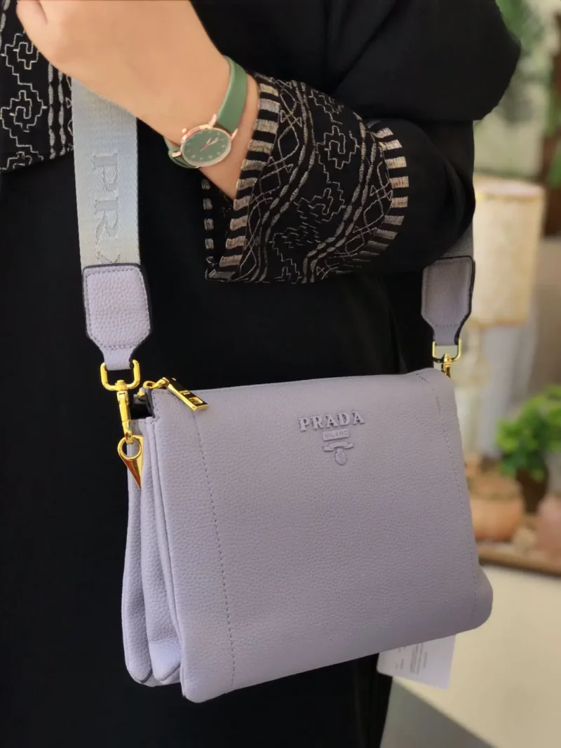 شنطة برادا بنفسجي