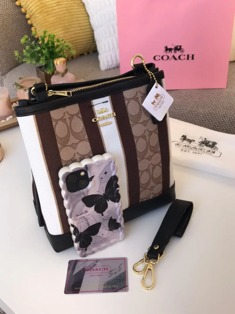 شنطة كوتش سوداء