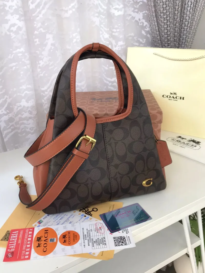 شنطه كوتش لانا بني