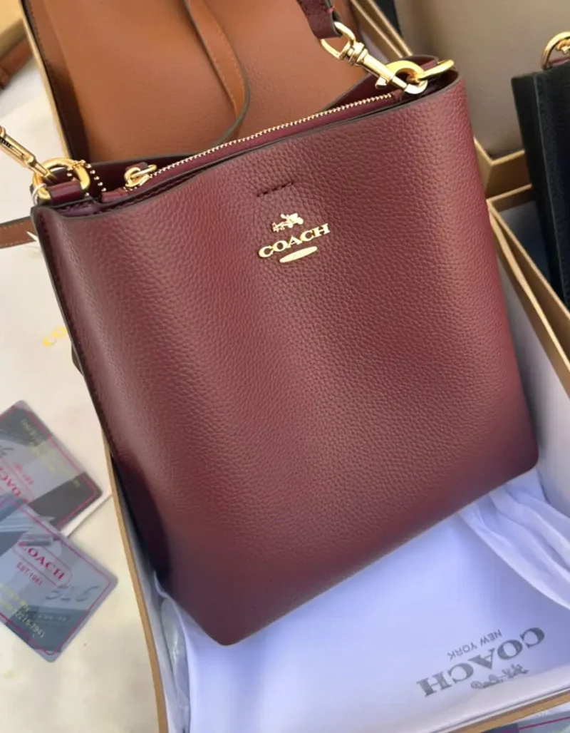 شنط كوتش خميس مشيط