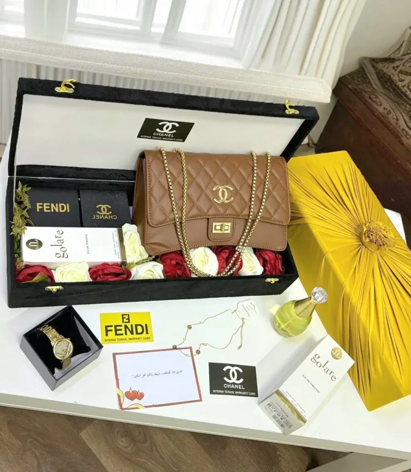 هدايا نسائيه ماركات