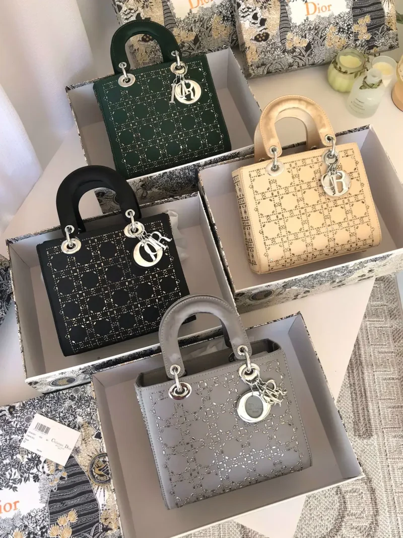 شنط ديور كريستال