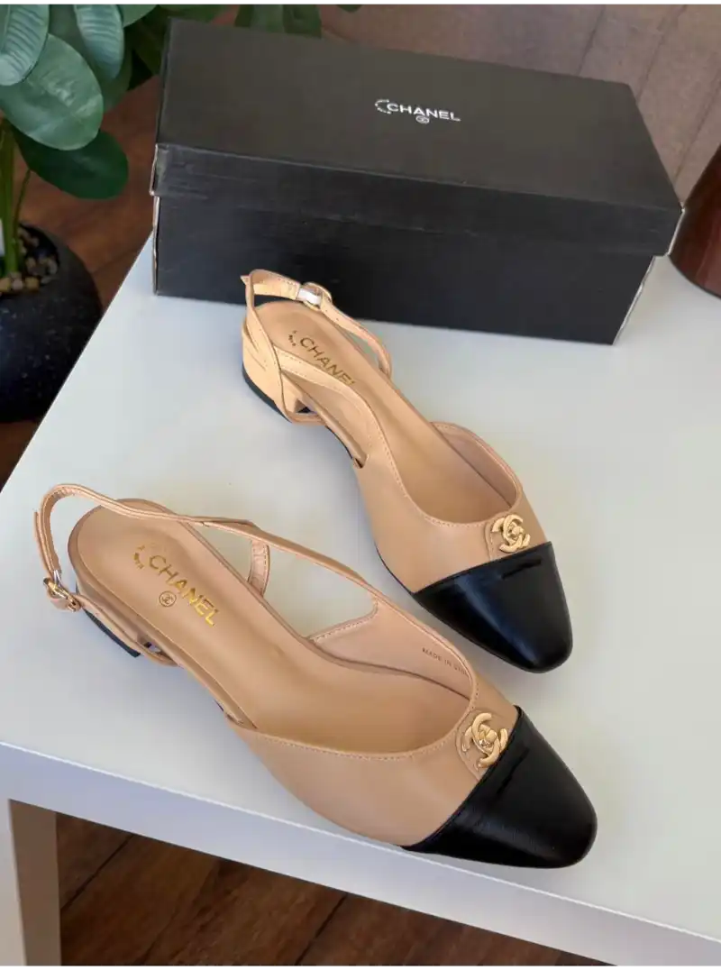 كعب شانيل صندل