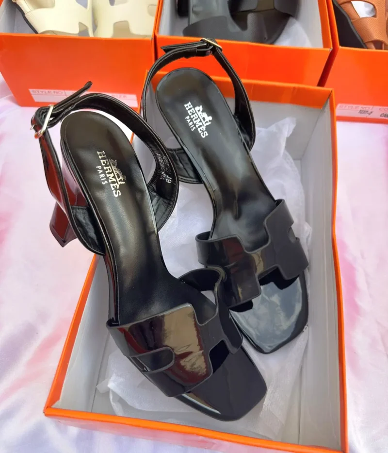 كعب هرمز اسود لمعه