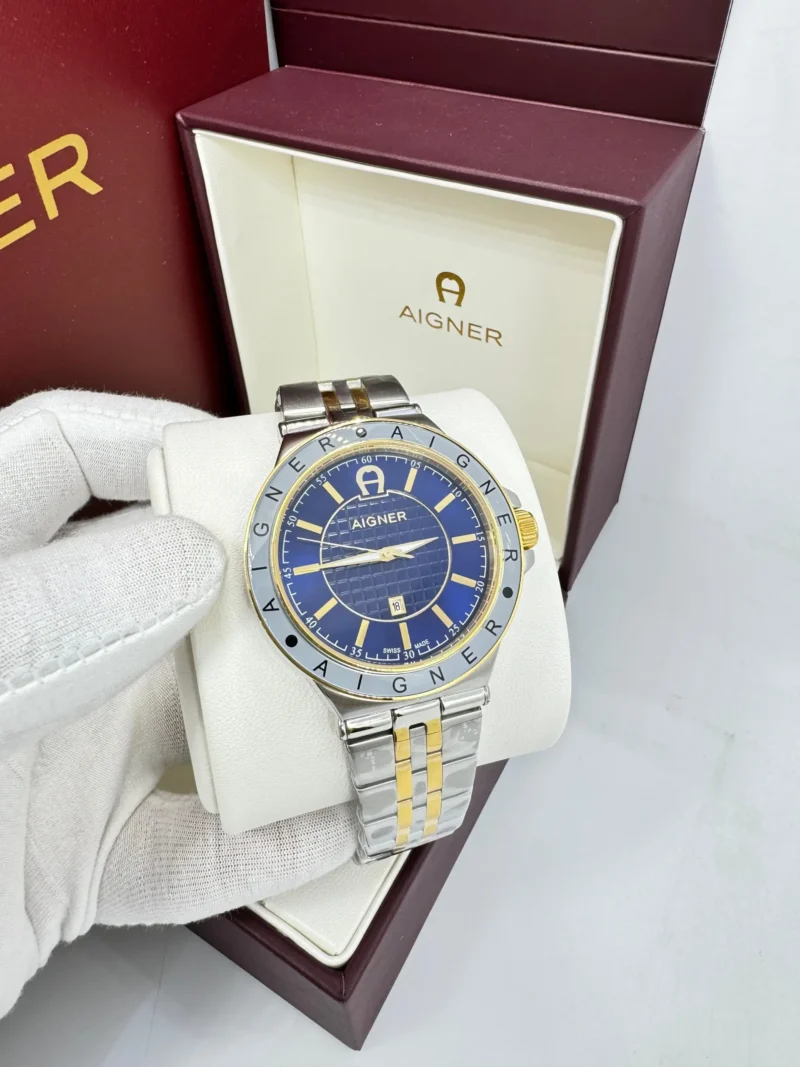 ساعات اقنر جدة