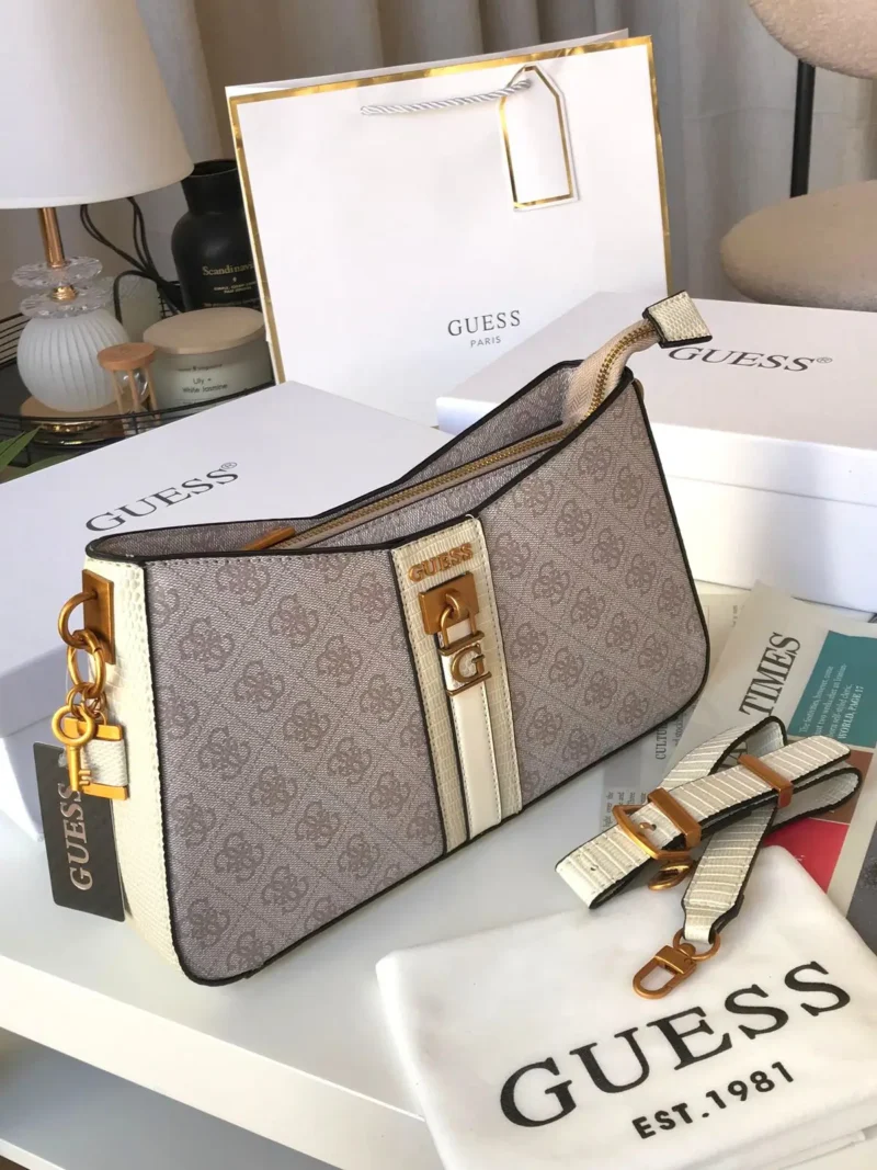 شنطه جيس الكبيره