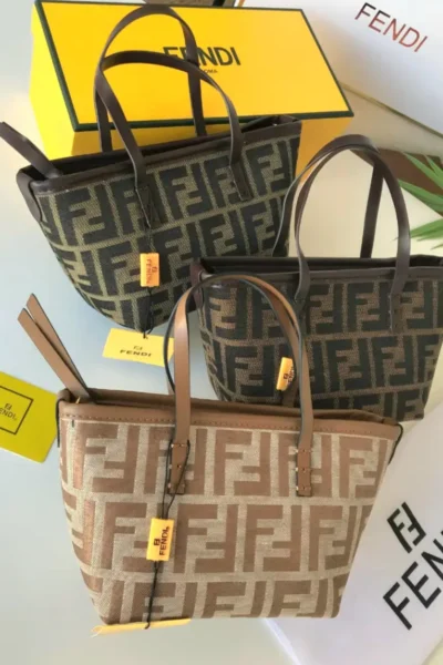 شنط فندي رول