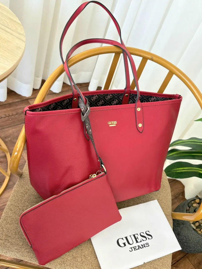 شنطة جيس احمر كبيرة