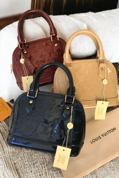 شنط لويس فيتون لمعه