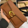 شنطة كوتش برتقالي