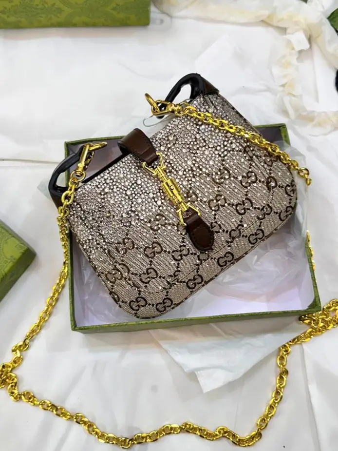 شنطه قوتشي خيشه