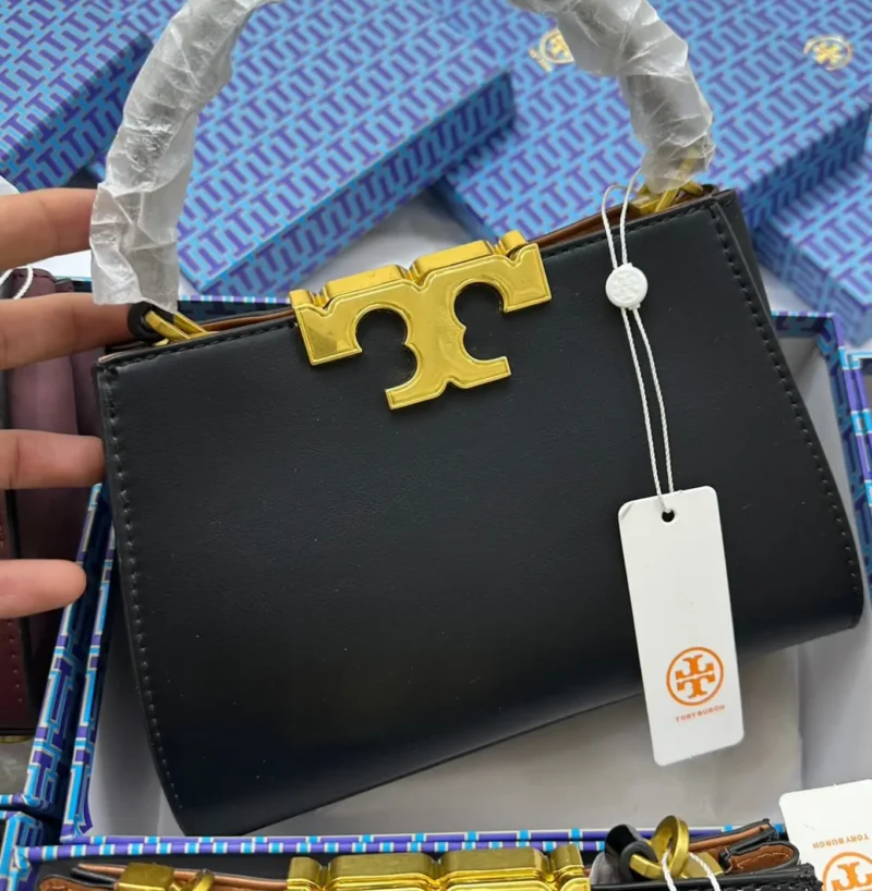 توري بورش شنطة إلى انور اسود