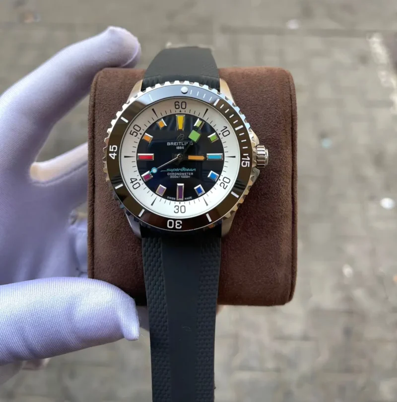 ساعة برتلنج اسود