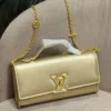 شنطه لويس فيتون ذهبي