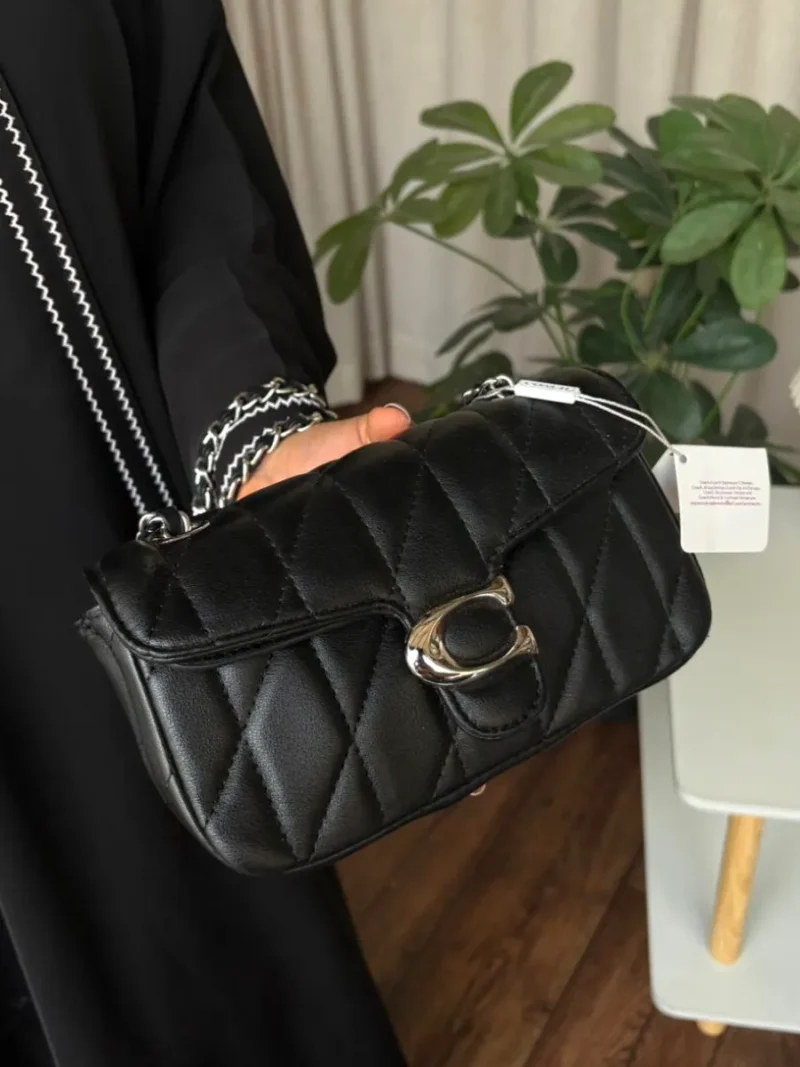 كوتش تابي اسود