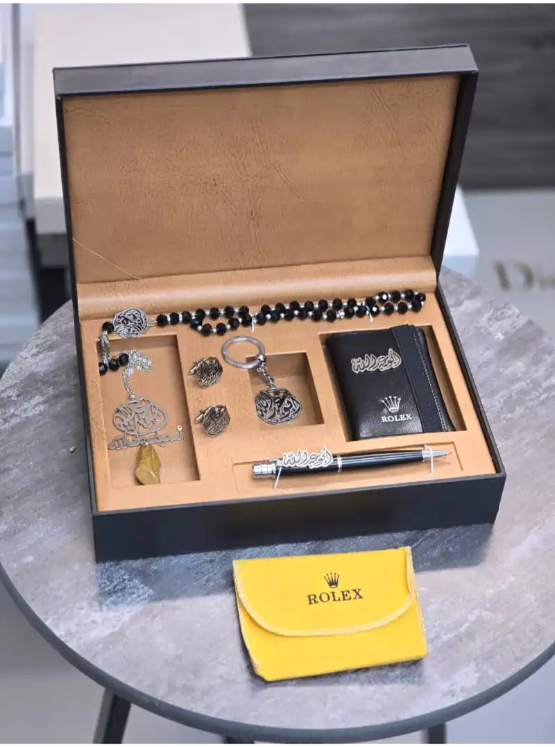 هدية بالاسم للكبار