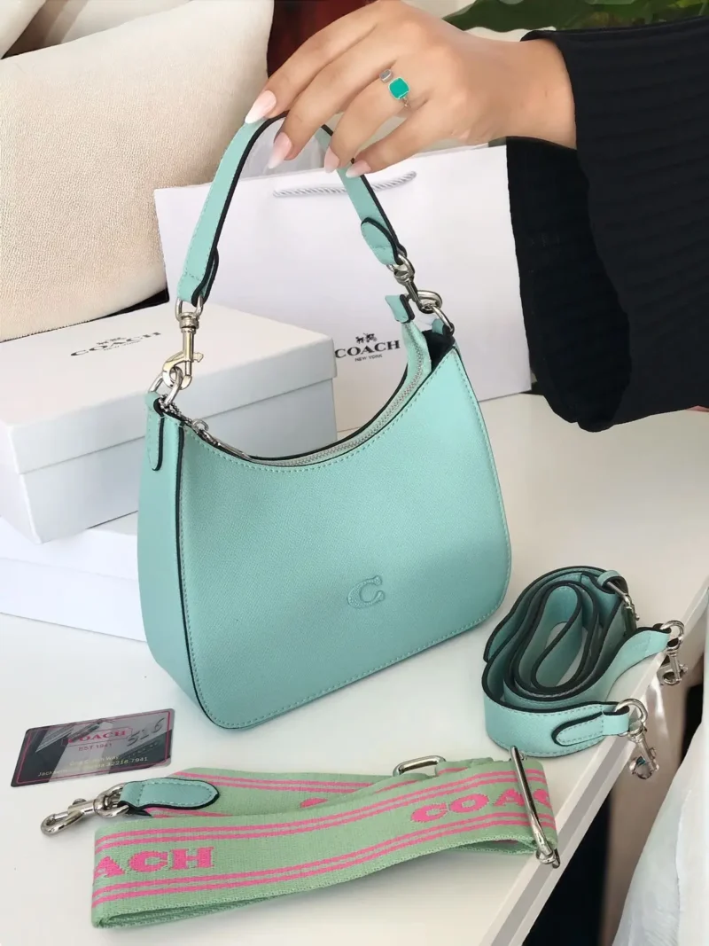 شنطة كوتش اخضر