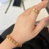 طقم اكسسوارات فان كليف