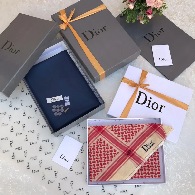 هدية شماغ وقماش