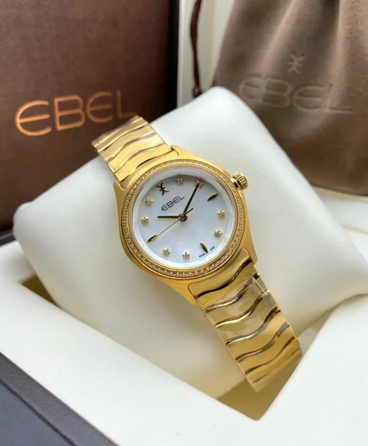 ساعات ايبل النسائية