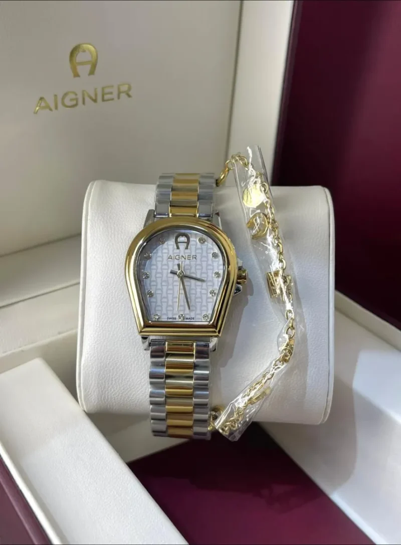 ساعات يد اقنر نسائية