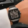 ساعه هوبلت رجاليه مربعه