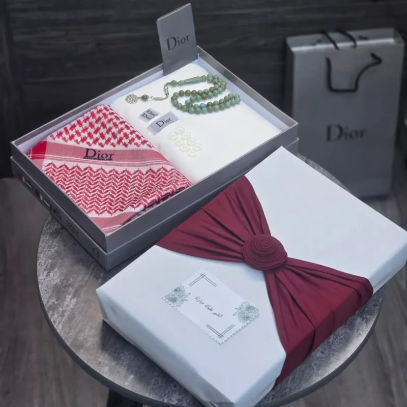 هدية رجالي شماغ وقماش