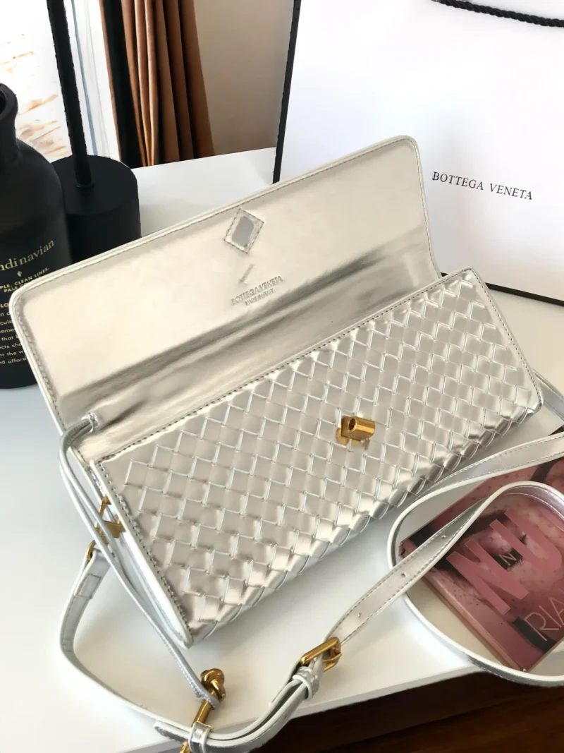 شنطة بوتيغا كلتش